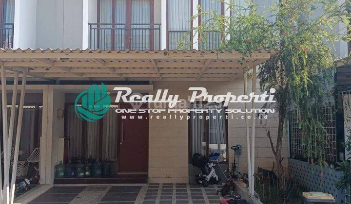 Disewakan Rumah Cantik Full Furnished 2 Lantai Premier Estate 2 1