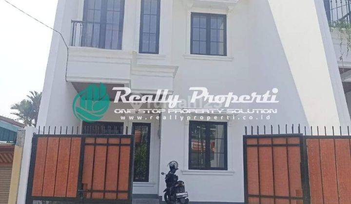 Dijual Rumah 2 Lantai Lokasi Strategis Jatimakmur Pondok Gede  1