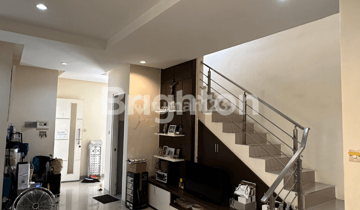 Rumah Minimalist 2 lantai Full Furnish Lengkap Siap Huni 2