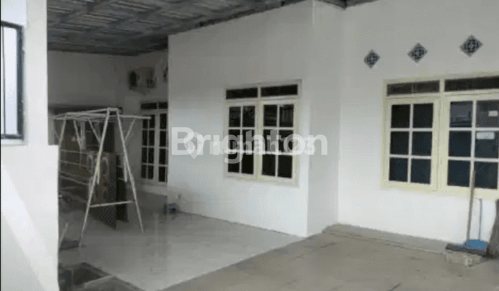 RUMAH WIGUNA TIMUR DEKAT UPN 2