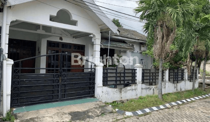 RUMAH DI DELTA SARI INDAH WARU SIDOARJO 1