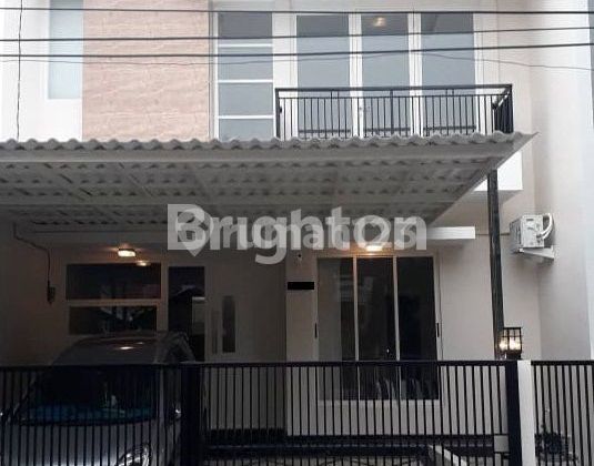 Rumah Baru 2 Lantai Pakuwon City Griya Asri