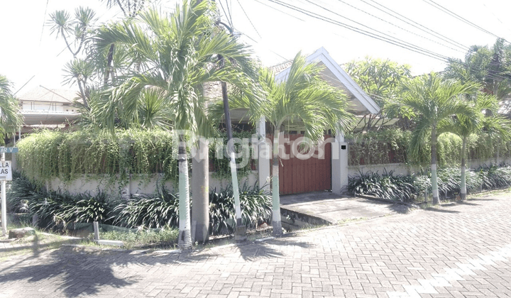 RUMAH MANYAR HOOK + KANTOR STRATEGIS DI TENGAH KOTA FULL FURNISHED 2