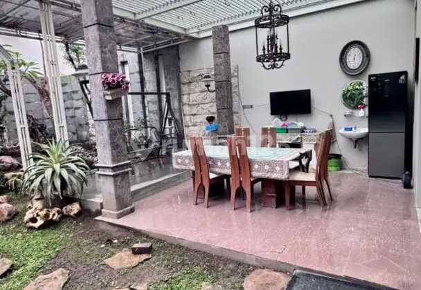 Ready-to-Occupy House at Virginia Regency, Pakuwon City 2