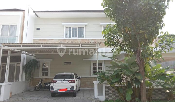 2-Story House for Sale Royal Residence - Babatan, Wiyung Ready to Occupy, Vacant Condition