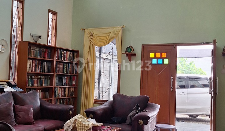 Rumah Bagus SHM di Sariwangi