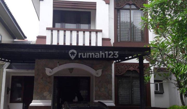 Rumah Cantik Rapih Di The Green Siap Huni 1