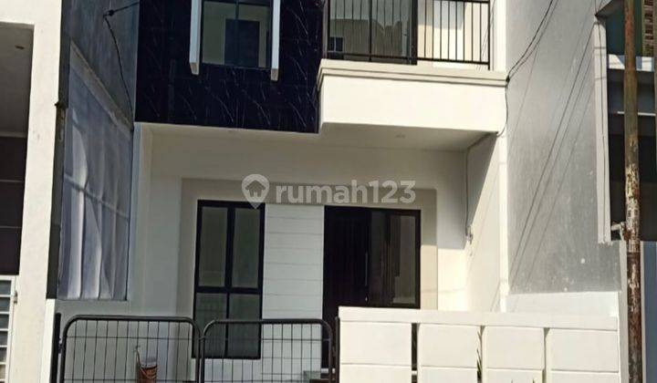 Dijual Rumah Cantik Baru Di Nusaloka BSD City 1