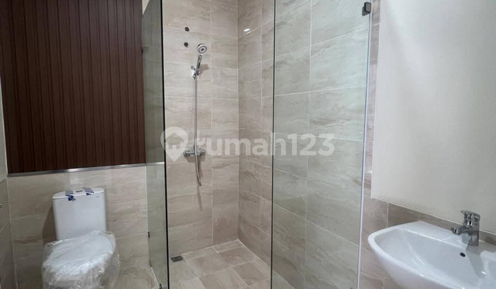 Dijual Murah Rumah Cantik Baru Griya Loka Serpong 2