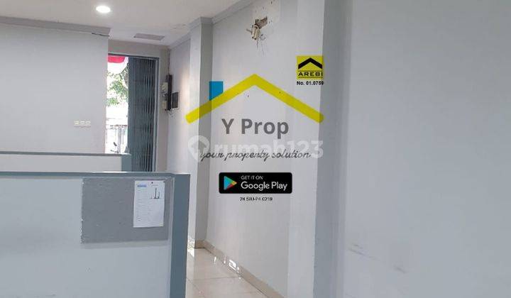 Disewa Office Space/Ruang Usaha lantai 1 di Komplek Harmoni Plaza, Hadap Jalan Raya, Luas 4.5x20, Parkiran Luas, Jakarta Pusat 2