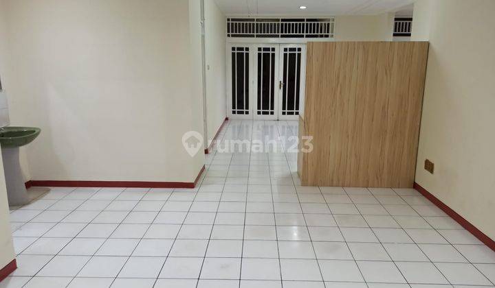 Disewa Rumah Di Tomang Bagus Luas , Lt. 165m2, Kt 5, 2 Lantai Jakarta Barat 2