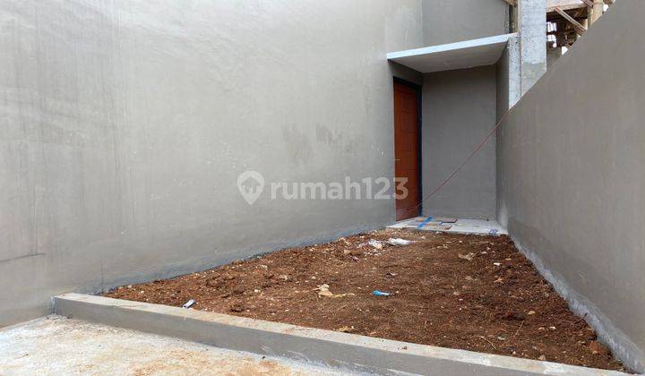 Rumah Hook Shm Semi Furnished Hanya 6 Km Dari Stasiun 2