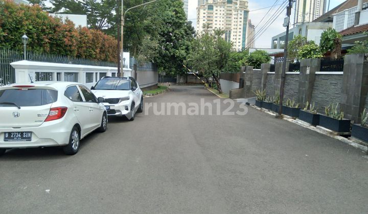 Kebayoran Baru Strategis Tenang - Terusan Hang Lekir