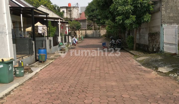 Rumah Di Jual Dlm Komplek Tenang Strategis - Rawa Geni Depok 1