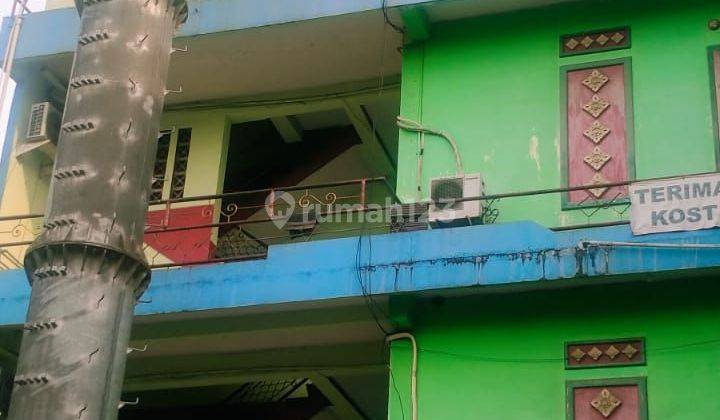 Rumah kost di Matraman Jakarta timur menguntungkan strategis modern nyaman dan aman 2