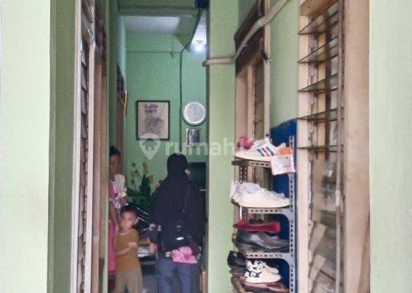 Rumah kost di Matraman Jakarta timur menguntungkan strategis modern nyaman dan aman 2