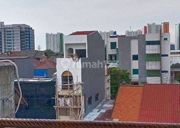 Rumah di Utam kayu Jakarta timur kost dan usaha bengkel, warung serta titipan mobil 2