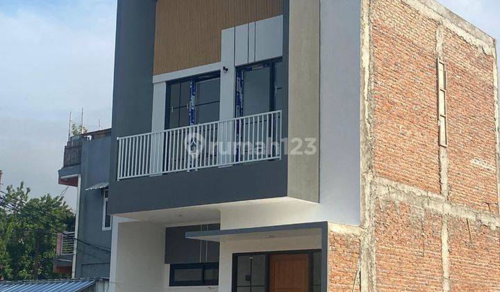 Rumah cluster modern 2 lantai di Caman Jati kramat  Bekasi 2