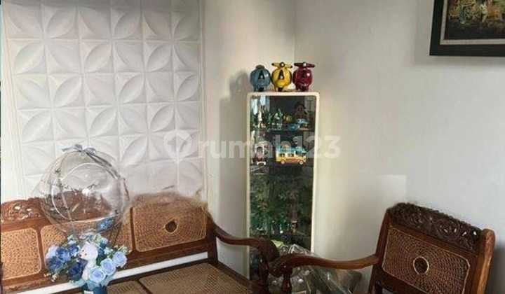 Rumah Bagus Luas Terawat Full Furnishe di Jatiwaringin Bekasi 2