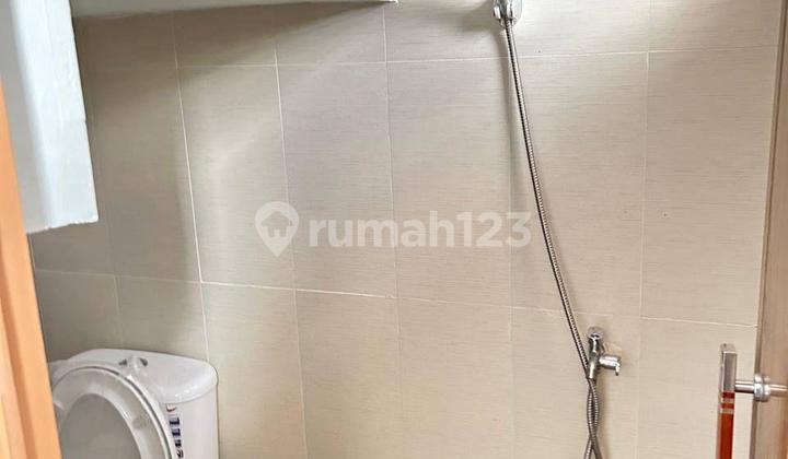 Rumah 2 Lantai Di Perwira, Bekasi - Dp0, Readystock.