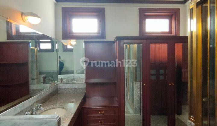 RUMAH ASRI DI PERMATA HIJAU SELANGKAH KE SENAYAN 2