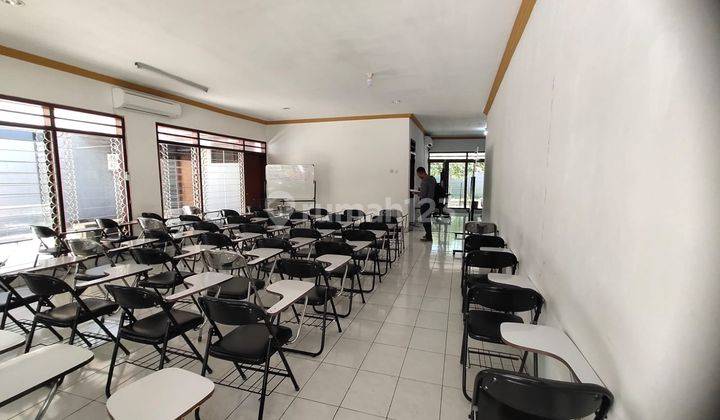 RUMAH KANTOR PARKIR LUAS 5