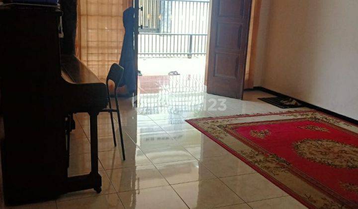 RUMAH KANTOR DI DEKAT BLOK M DAN PONDOK INDAH 2