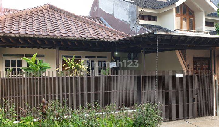 RUMAH CLUSTER DI LEBAK BULUS DEKAT STASIUN MRT 1