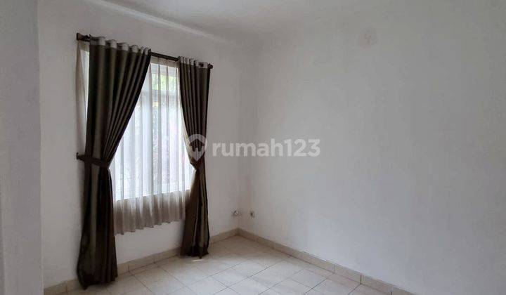 Hunian Cantik 2 Lantai Baru Renovasi Cluster Depan Kota Wisata 4