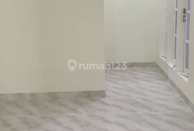 Rumah baru siap huni di Bintaro dekat Mal dan stasiun KrL bs Kpr 6
