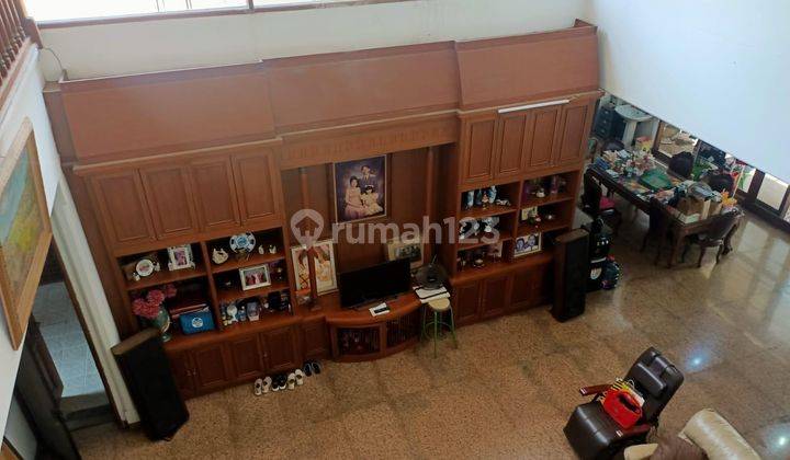 Rumah Hitung Tanah Lokasi Sangat Strategis di Komplek Intercon, Jakarta Barat 1