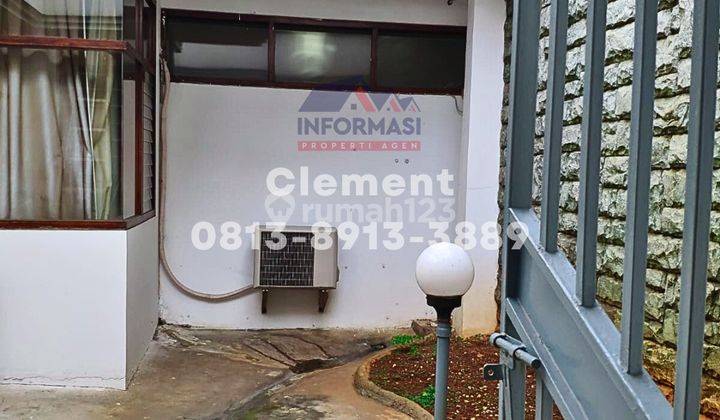 Rumah 2 Lantai Lokasi Bagus Siap Huni Komplek Intercon, Jakarta Barat 2