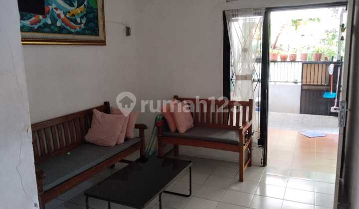 Di Jual MURAH Rumah Rapih di Taman Anyelir 3 DEPOK Di Jual MURAH Rumah Rapih di Taman Anyelir 3 DEPOK