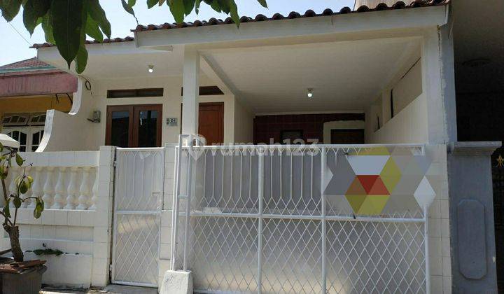 Di Sewakan Rumah Bagus Rapih Murah 4 Kamar di Depok 1