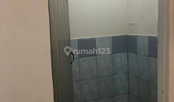 Di Sewakan Rumah Bagus Rapih Murah 4 Kamar di Depok 2