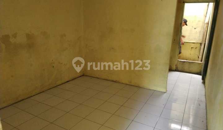 For Sale 200m² Land with 5 Rental Units Bonus in Cilodong, Depok 2