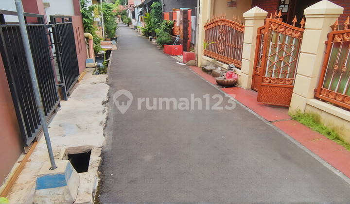 Di Jual Rumah Perumnas 3 Kamar 90M di Depok 2 Tengah 2