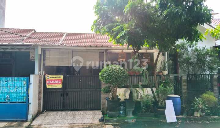 Di Jual MURAH Rumah Rapih di Taman Anyelir 3 DEPOK 2