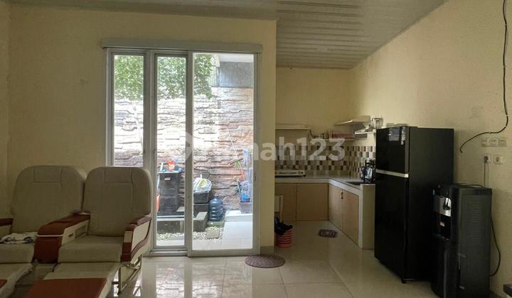 For Sale at a Bargain, Just to Break Even, House in Binong Karawaci Tangerang. 2