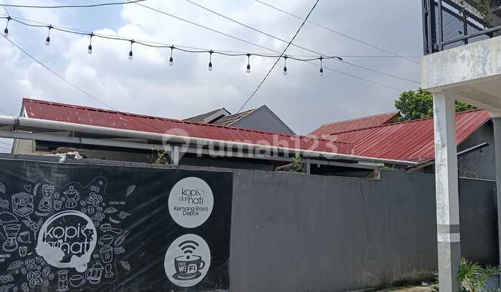 For Rent House also Usable for Business on Jalan Raden Saleh, Depok 2