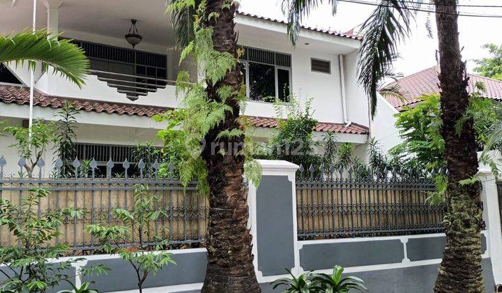 Rumah di tengah Kota Segitiga Emas di Gatot Subroto Akses Rasuna Said Bangunan sangat Kokoh dan Bagus 7
