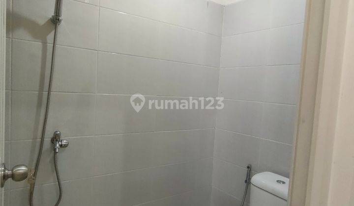 di  Rumah murah di Pisangan baru Jakarta timur 2 Lantai SHM Selatan