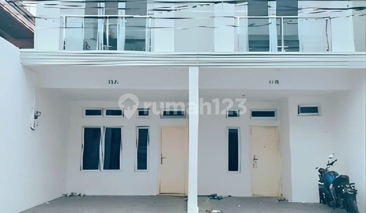 DiJual Rumah Mewah Cempaka Putih Dekat Pusat Kuliner Taman Solo 1