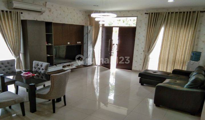 DiJual Rumah Mewah Cempaka Putih Dekat Pusat Kuliner Taman Solo 2