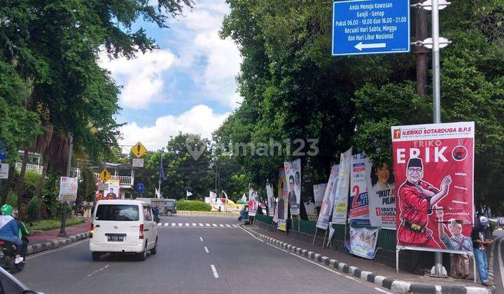 Di Jual Rumah Cantik  dekat stasiun Rajawali Jakarta Pusat 2