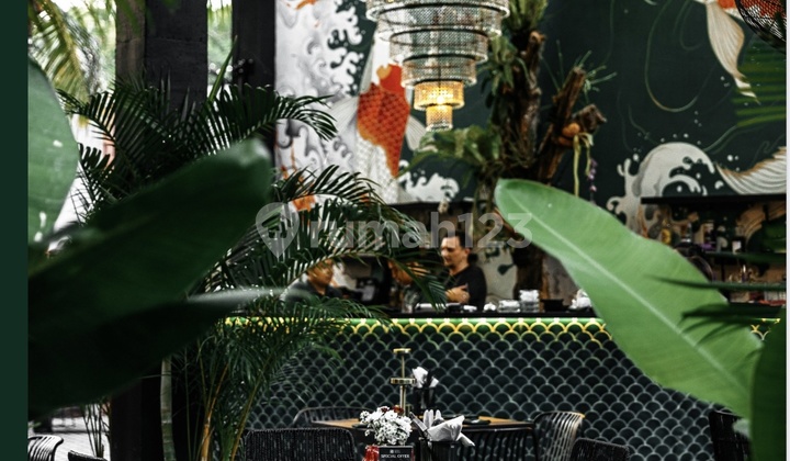 Exs Restaurant With More Space Close To The Beach