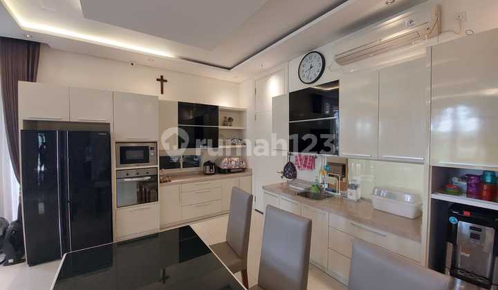 Pakuwon City Mewah Fully Furnished 16