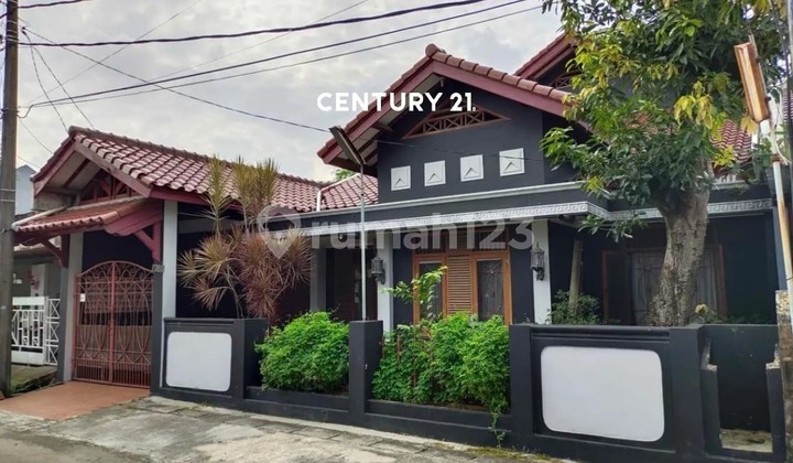 For Sale Neat 2-Story House in Cluster at Bintaro Jaya Js17906