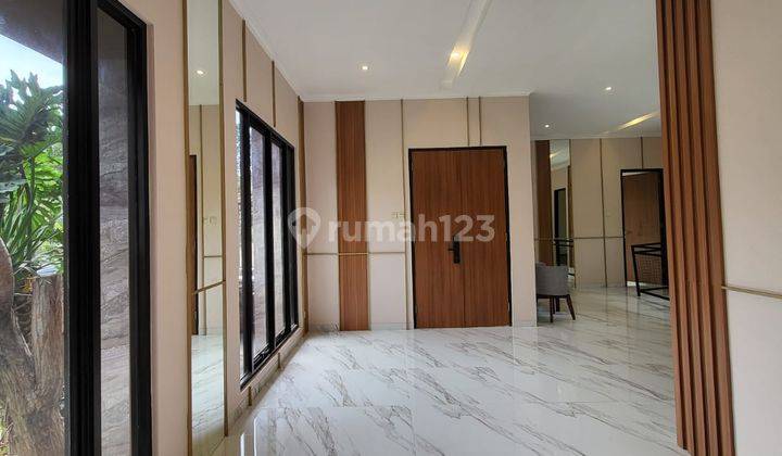 9572 - Rumah baru 2 lantai di emerald shm bagus harga menarik