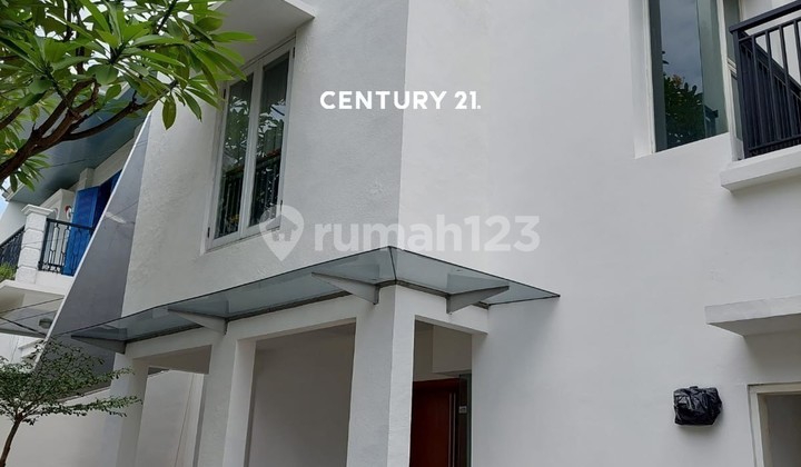 3-Story House Ready to Occupy in South Jakarta Gk 17826